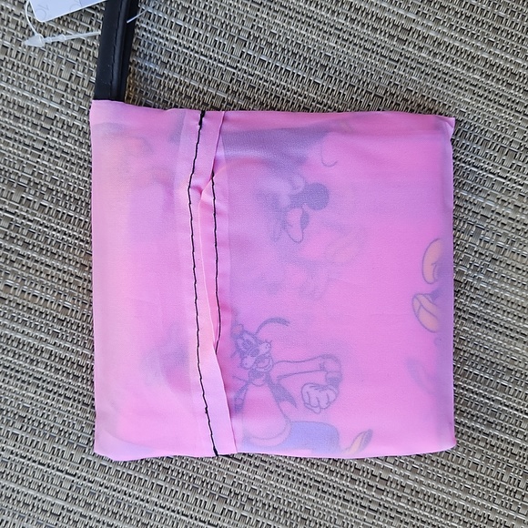 DISNEY AND FRIENDS FOLDAWAY TOTE - Picture 4 of 11